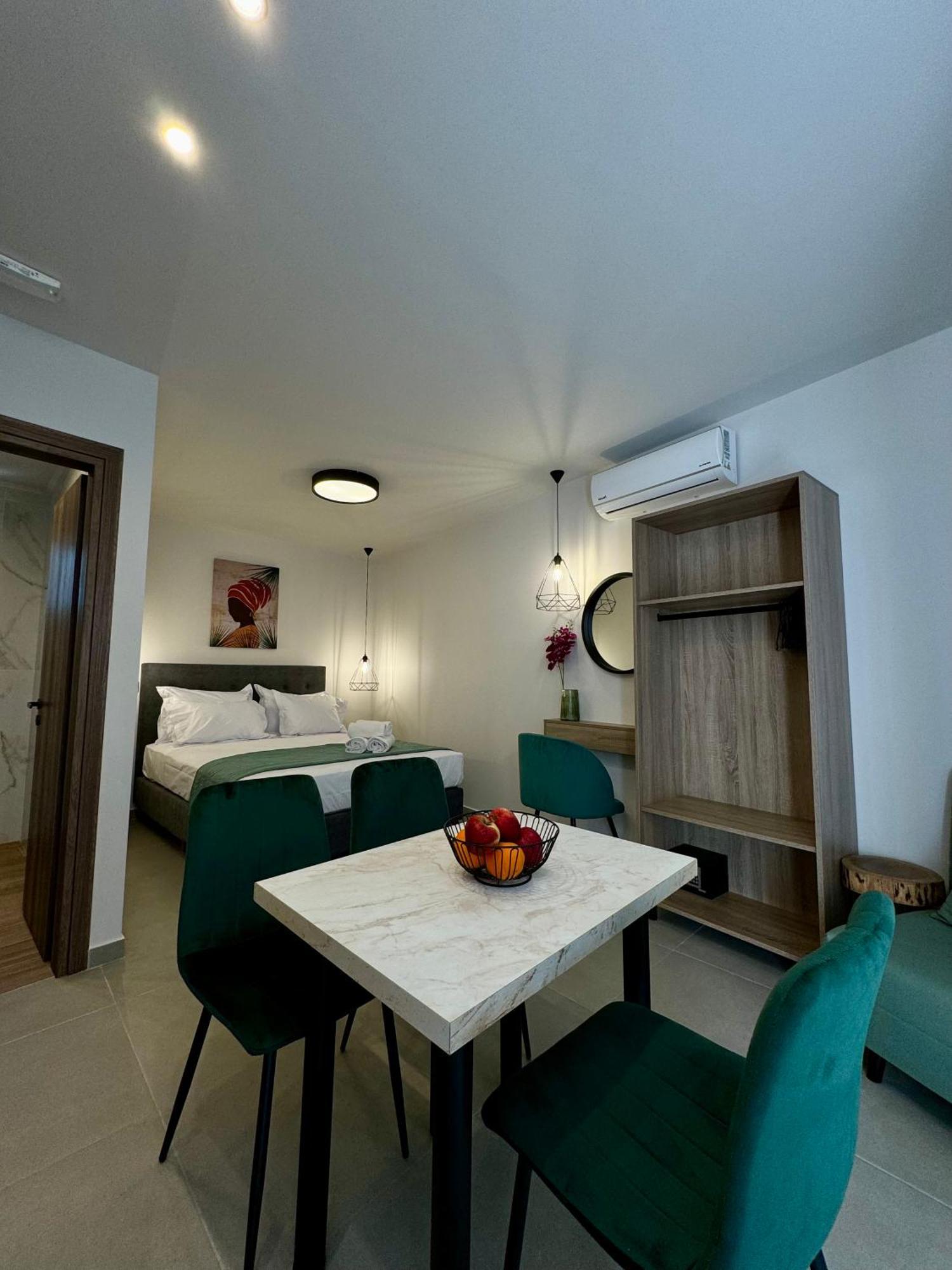 Bay View Apartment Faliraki Exterior photo